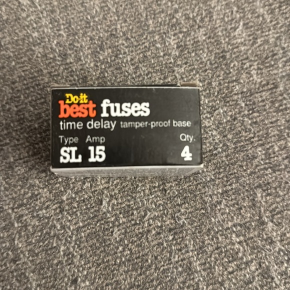 NEW Vintage never used box of SL15 Time Delay Fuses 4 pack - Picture 2 of 6